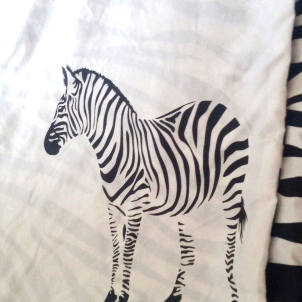 Waverly Twin Zip up Reversible Duvet 67 by 78 inches Cotton